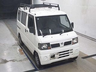 NISSAN CLIPPER VAN