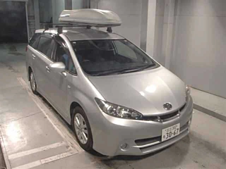 TOYOTA WISH