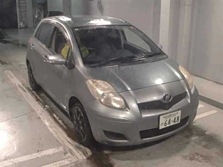 TOYOTA VITZ