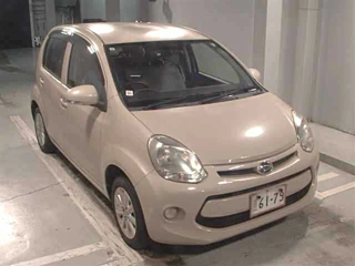 DAIHATSU BOON
