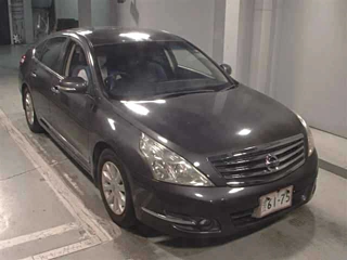 NISSAN TEANA