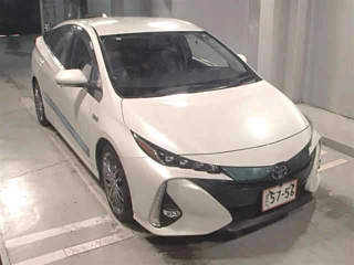 TOYOTA PRIUS PHV