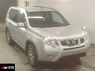 NISSAN X TRAIL