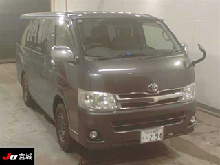 TOYOTA REGIUS ACE VAN
