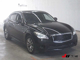 NISSAN FUGA