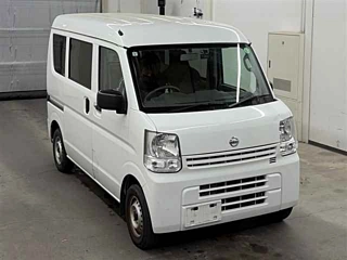 NISSAN CLIPPER VAN