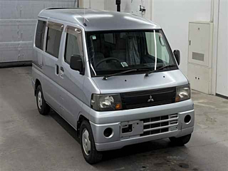 MITSUBISHI MINICAB VAN