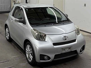 TOYOTA IQ