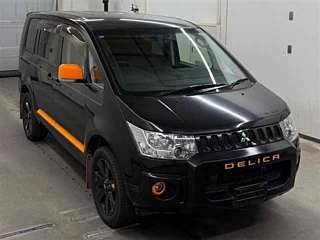 MITSUBISHI DELICA D5