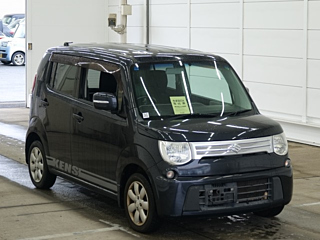 SUZUKI MRWAGON