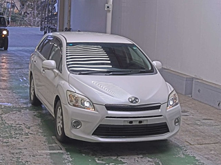 TOYOTA MARK X ZIO