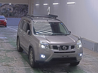 NISSAN X TRAIL