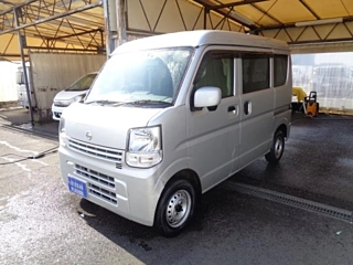 NISSAN CLIPPER VAN