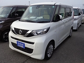 NISSAN ROOX
