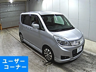 MITSUBISHI DELICA D2