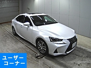 LEXUS IS
