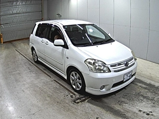 TOYOTA RAUM