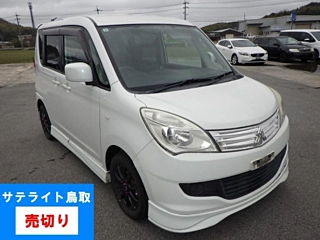 MITSUBISHI DELICA D2