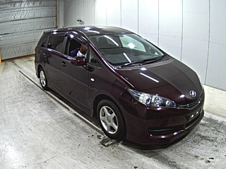 TOYOTA WISH