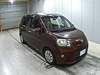 TOYOTA PORTE