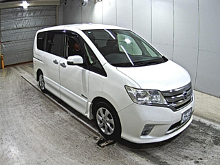 NISSAN SERENA