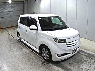 TOYOTA BB