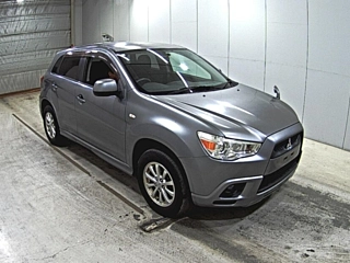 MITSUBISHI RVR
