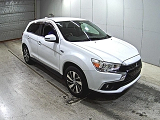 MITSUBISHI RVR