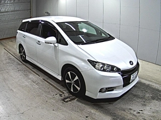 TOYOTA WISH