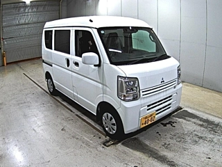 MITSUBISHI MINICAB VAN