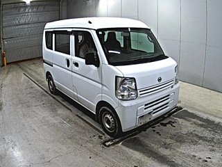 NISSAN CLIPPER VAN