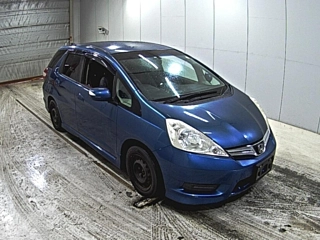 HONDA FIT SHUTTLE