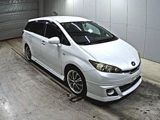 TOYOTA WISH