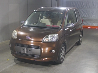 TOYOTA PORTE