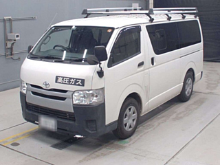 TOYOTA REGIUS ACE VAN