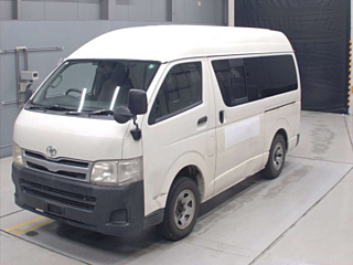 TOYOTA REGIUS ACE VAN