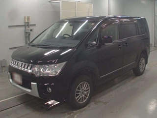 MITSUBISHI DELICA D5
