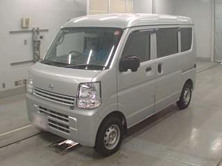 NISSAN CLIPPER VAN
