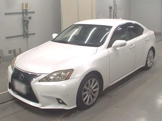 LEXUS IS