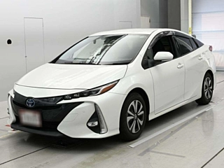 TOYOTA PRIUS PHV