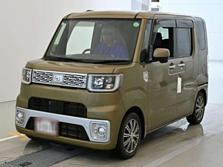 DAIHATSU WAKE