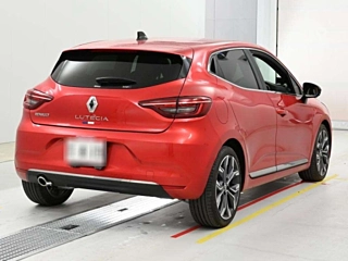 Заказать RENAULT LUTECIA