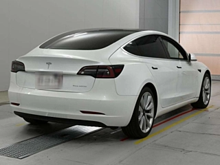 Заказать TESLA MODEL3