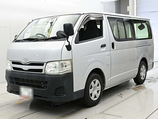 TOYOTA REGIUS ACE VAN