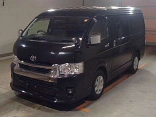 TOYOTA HIACE