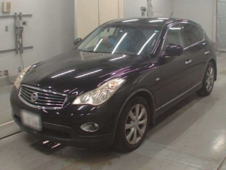 NISSAN SKYLINE CROSSOVER