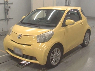 TOYOTA IQ