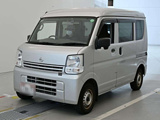 NISSAN CLIPPER VAN