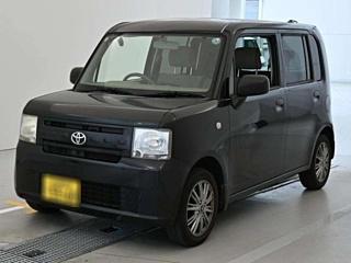 TOYOTA PIXIS SPACE