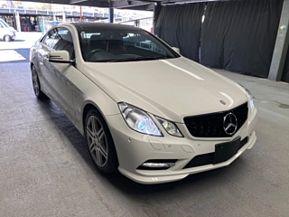 MERCEDES BENZ E CLASS